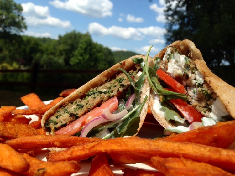 Spinach & Feta Stuffed Turkey Burger