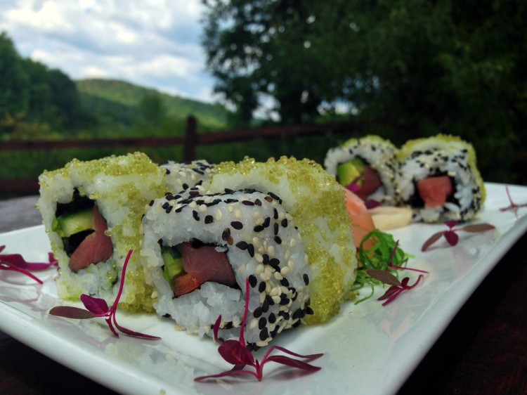 Yellow Fin Tuna Avocado Roll