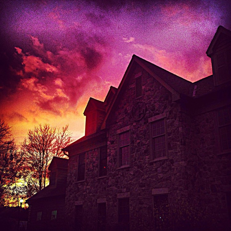 A Grand Country Estate Awaits You